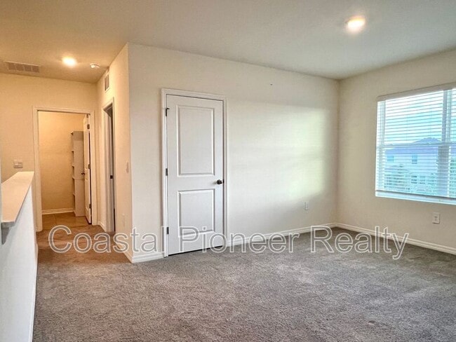 Building Photo - 17506 Canopy Pl