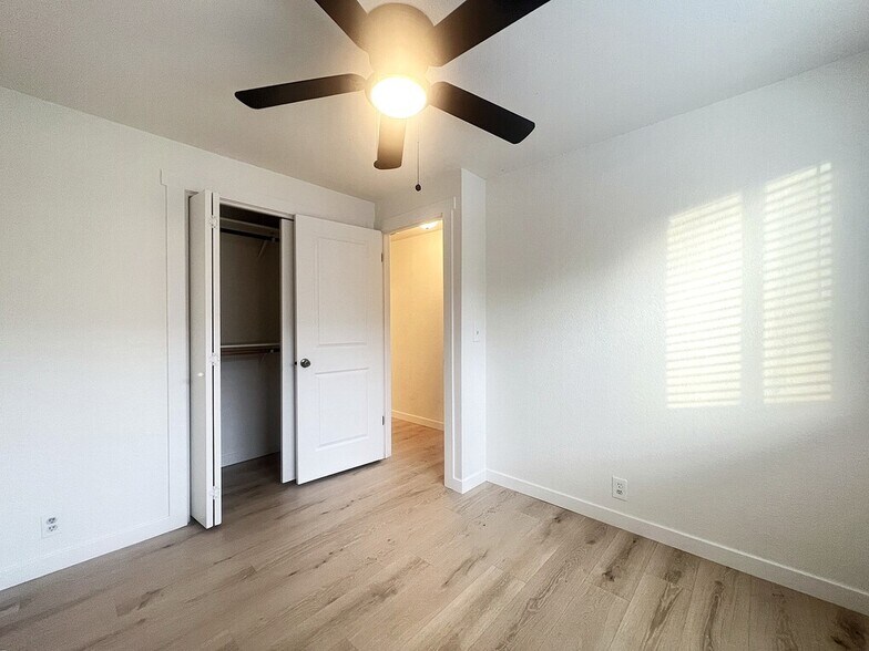 Building Photo - 2004 S Leadville Ave