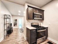 Building Photo - Beautiful 4BD Behind Yale Campus!