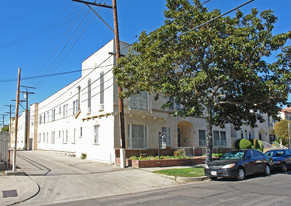 Building Photo - 315 N Sierra Bonita Ave