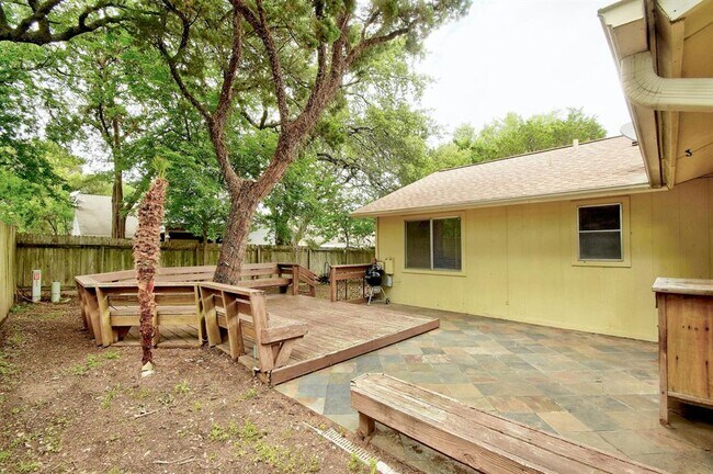 Building Photo - 2503 Star Grass Cir