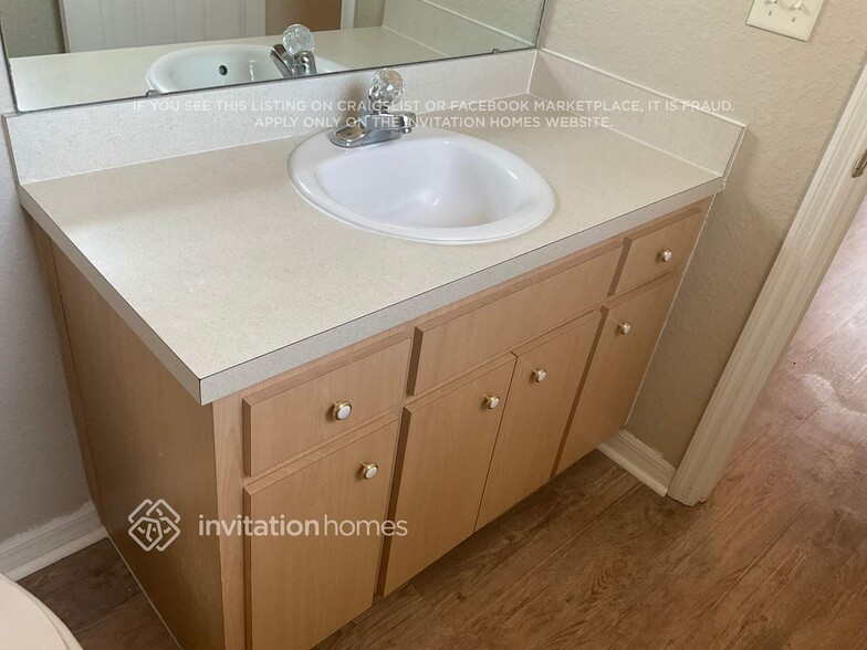 Building Photo - 5237 Snowy Heron Dr