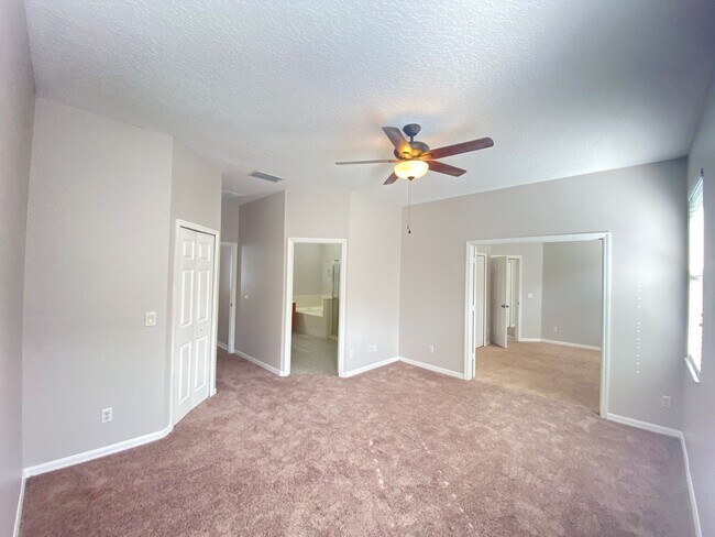 Building Photo - 1737 Lalique Ln