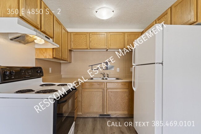 Building Photo - 350 E 4850 S
