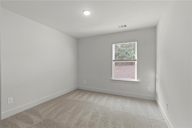 Building Photo - 2527 Riverside Rd