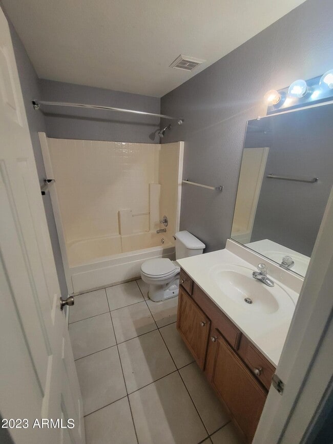 Building Photo - 5846 W Gelding Dr