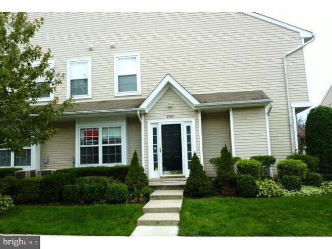 Primary Photo - 2505 Saxony Dr