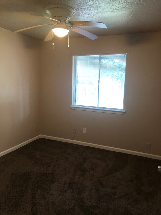 Building Photo - 4414 Monteith Dr