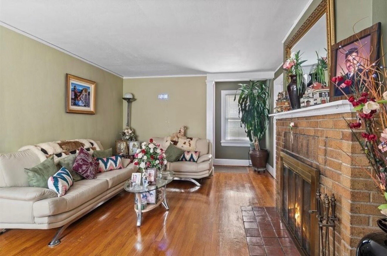 Building Photo - 52 McKinley Ave