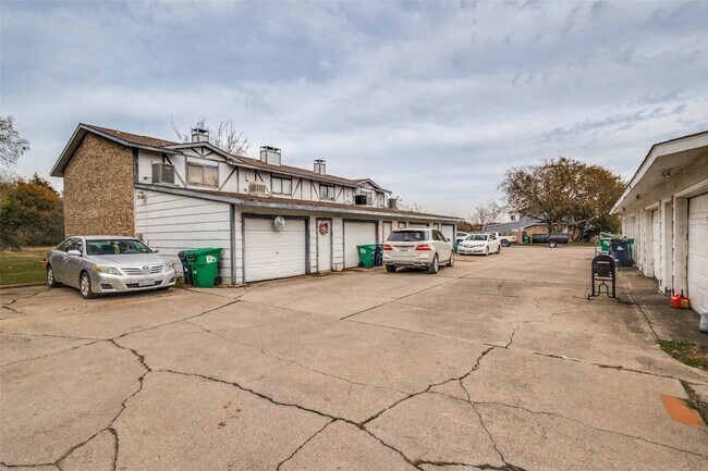 Building Photo - 3071 Olympia Dr