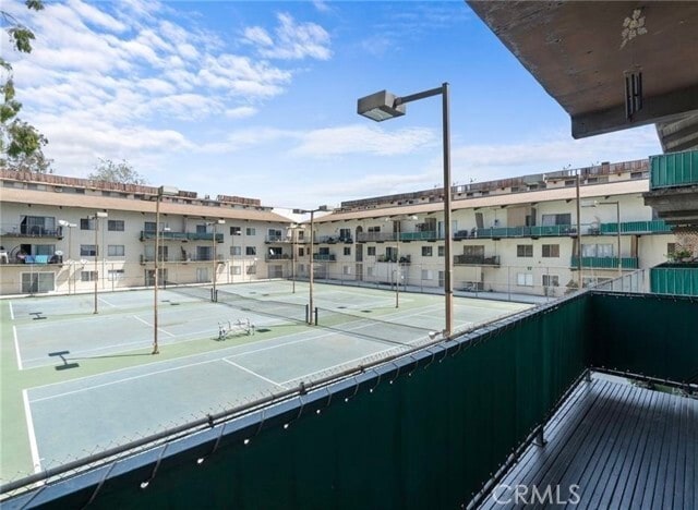 Building Photo - 5460 White Oak Ave