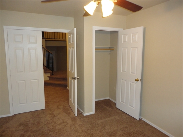 Building Photo - 1212 W Glenmere Dr