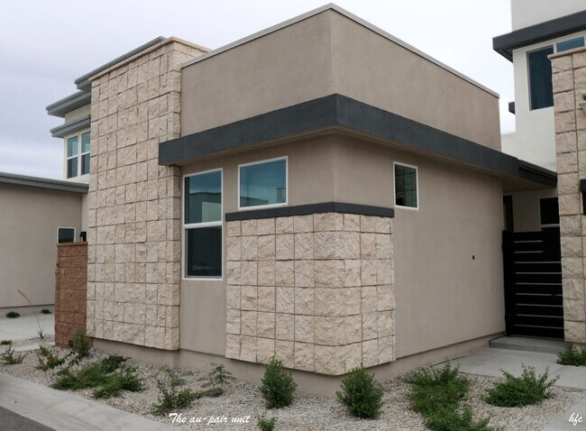 Building Photo - Canyon View Estates, Unfurnished, long Term