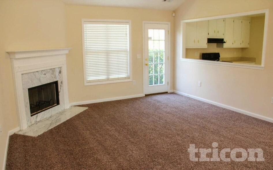 Building Photo - 70 Aiken Way
