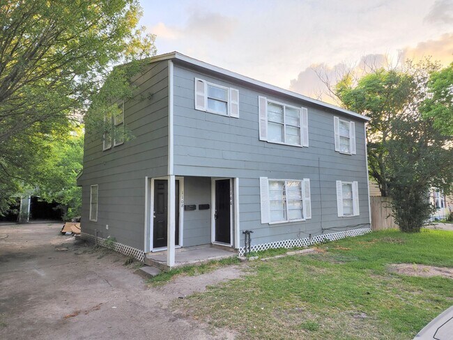 Building Photo - 1106 2nd Ave N