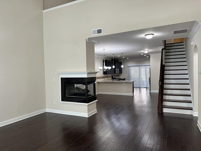 Building Photo - 7940 Pierpoint Ln