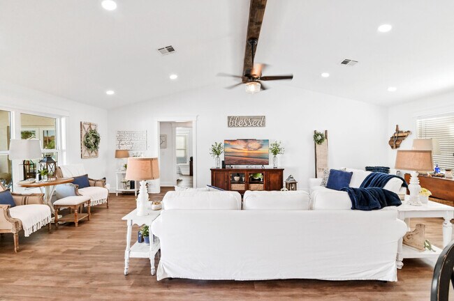Building Photo - 6357 Terra Rosa Cir