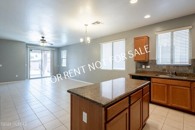 Building Photo - 7307 E Heartwood Dr