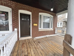Building Photo - 513 E 19th St