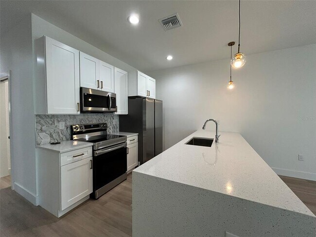 Building Photo - 12602 Buffing Rd