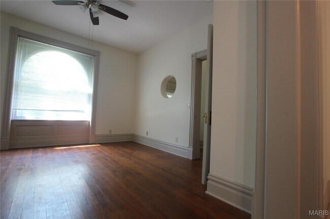 Building Photo - 3809 Shenandoah Ave