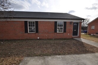 Building Photo - 707 Bagwell Ct