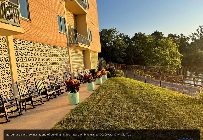 Building Photo - 501 Slaters Ln