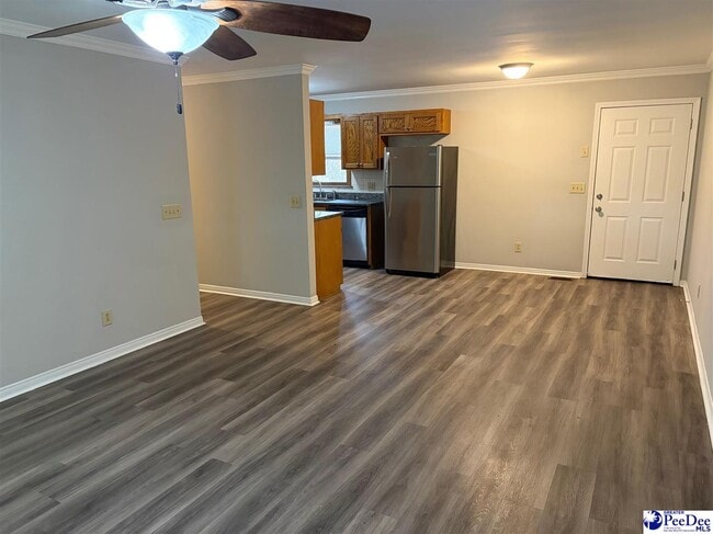 Building Photo - 3695 Claussen Rd