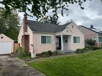 Building Photo - Charming 2 BD + Studio (Water Included)