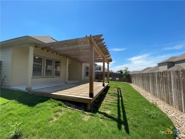 Building Photo - 2743 Wheatfield Wy