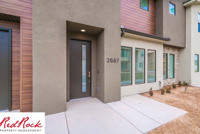 Building Photo - 3 Bedroom Townhome in Washington Fields wi...