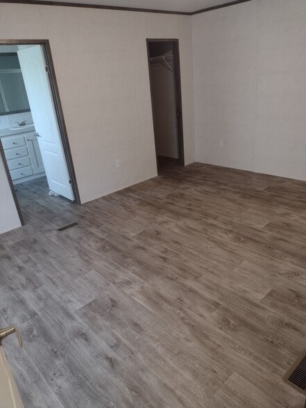 Building Photo - 39784 S Thibodeaux Rd