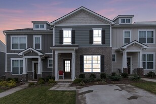 Building Photo - 2517 Drumwright Wy