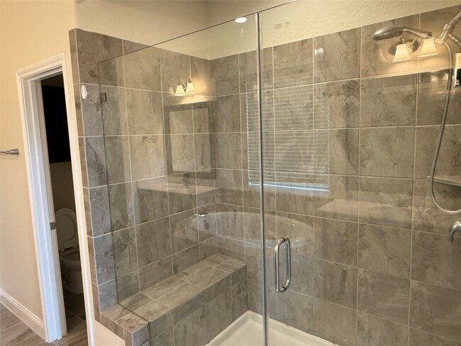 Building Photo - 6802 Tiger Trl