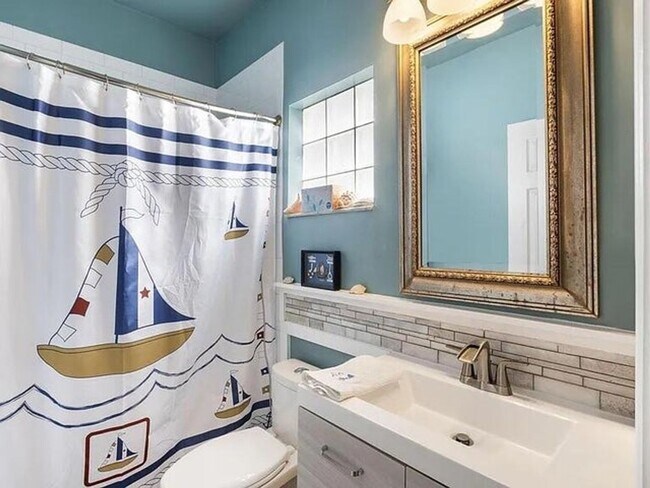 Building Photo - 7782 Hoffy Cir