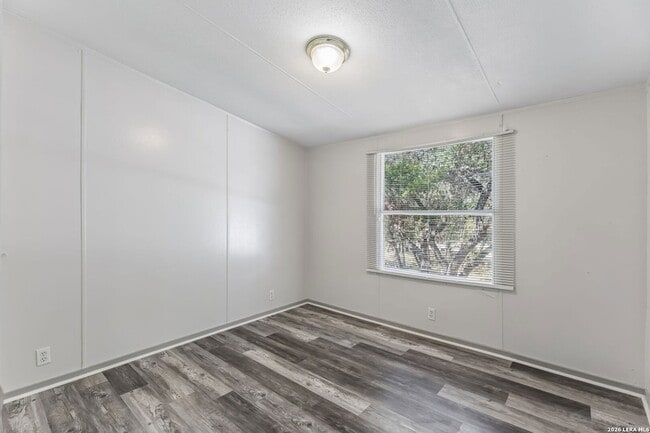 Building Photo - 1238 Qappuella Dr