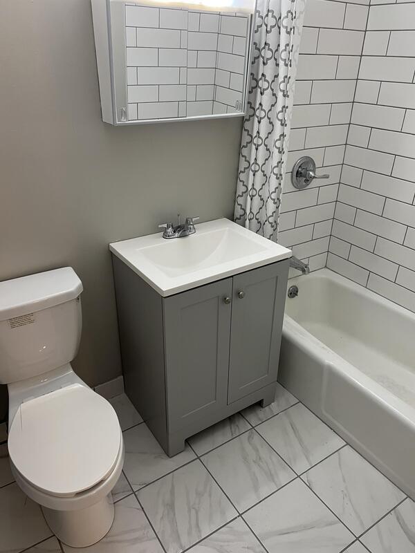 Primary Photo - 16 Niles St