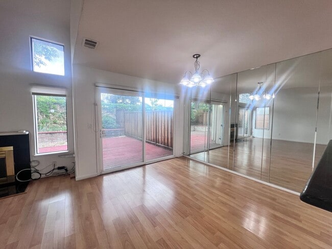 Building Photo - Two Story 3 Bed/Bath Single Family Home In Milpitas, Ca. For Rent!!! $500 OFF FRIST MONTHS RENT!