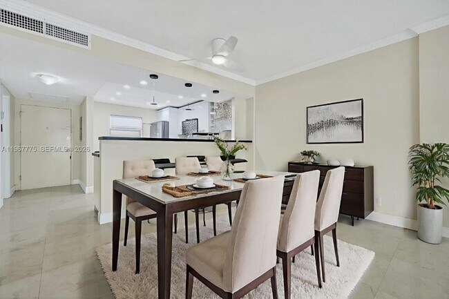 Building Photo - 100 Edgewater Dr