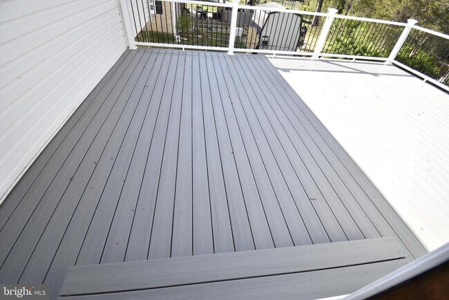 Building Photo - 3931 Dominion Dr