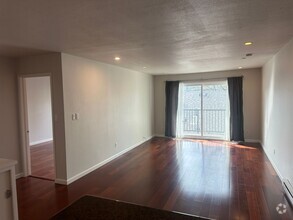 Building Photo - Modern 1 bed/1 bath unit just a few steps ...