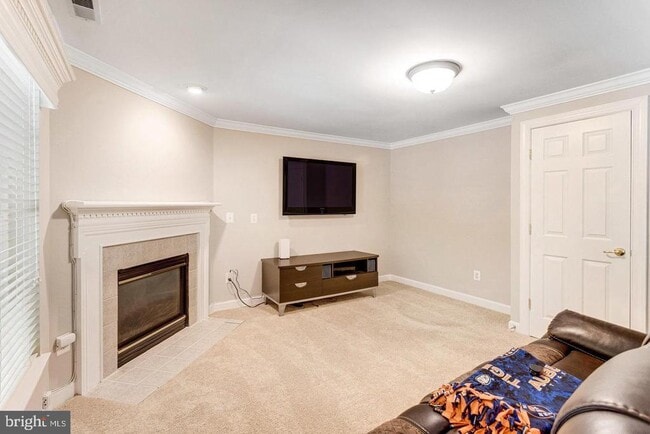 Building Photo - 14220 Madrigal Dr