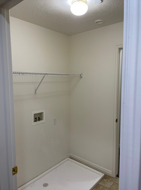 Building Photo - 14021 Sonora Way