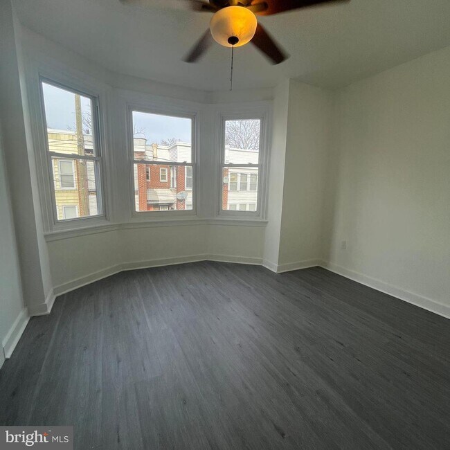 Building Photo - 5928 Chancellor St