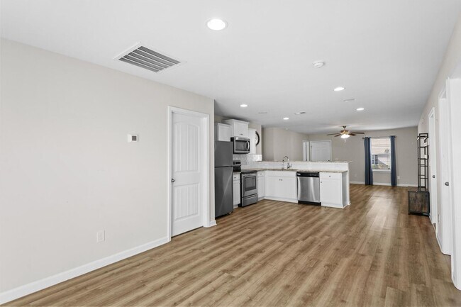 Building Photo - 297 Wahoo Cir