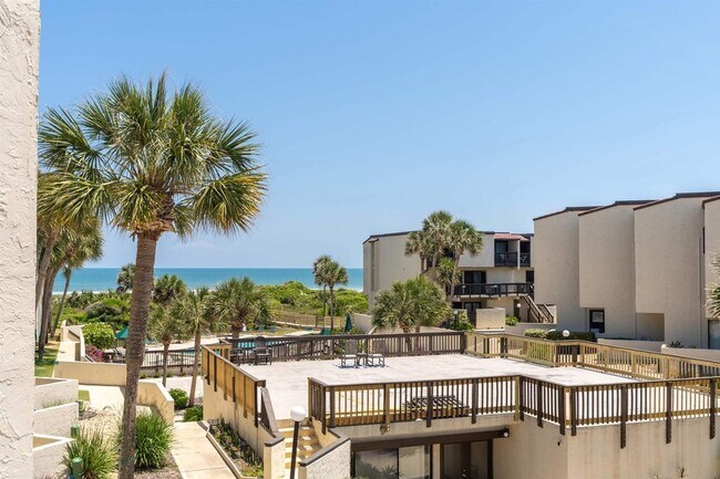 Building Photo - 5650 A1A S