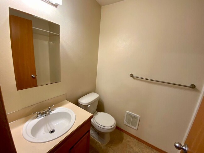 Building Photo - 3508 S 45th St