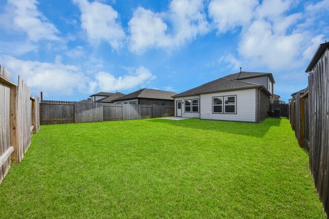 Building Photo - 5806 Quest Valley Dr