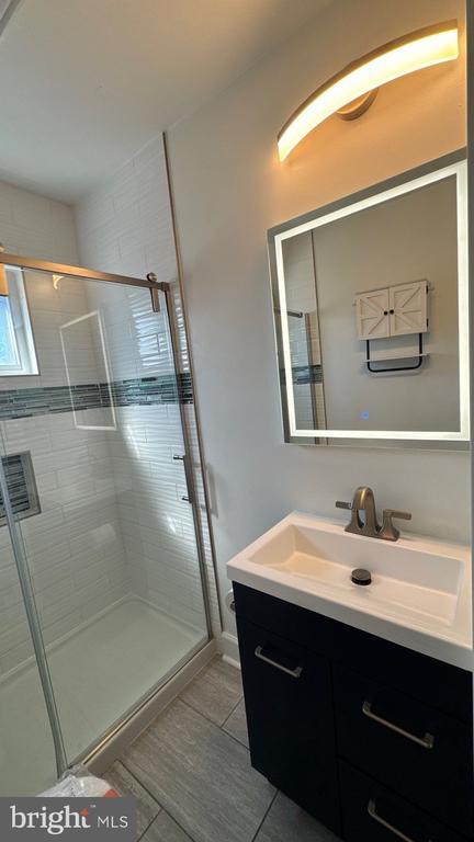 Building Photo - 7631 Beach Dr