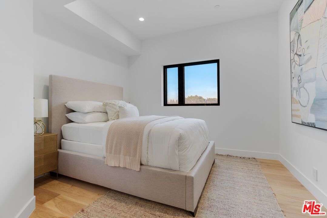 Building Photo - 5629 Murray Ln